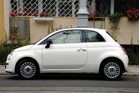 fiat 500 weißer Fiat 500 – Beispiel für Gebrauchtwagenankauf Lengerich (Westfalen)